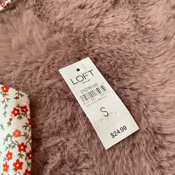 Loft Flower Cami - Picture 3 of 4